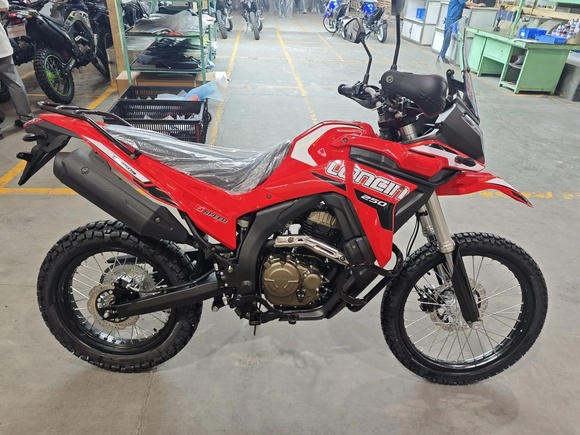Мотоцикл Loncin DS250 Rally (красный) pitbikemarket.ru